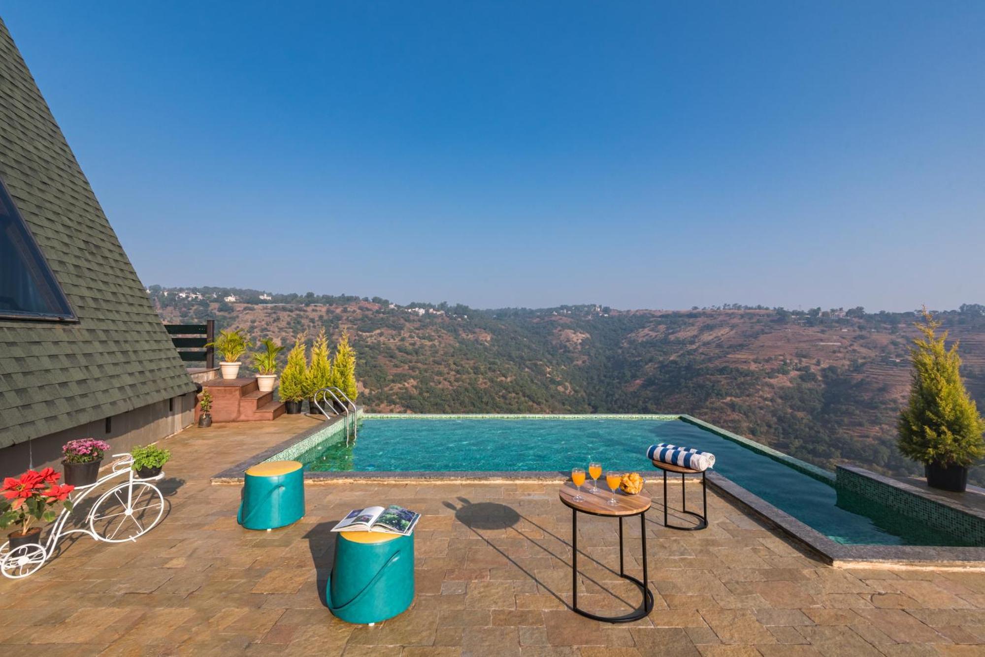 Saffronstays A Vantage, Panchgani - A Pyramid Shaped Unique Luxury Villa With Infinity Valley Views Eksteriør bilde